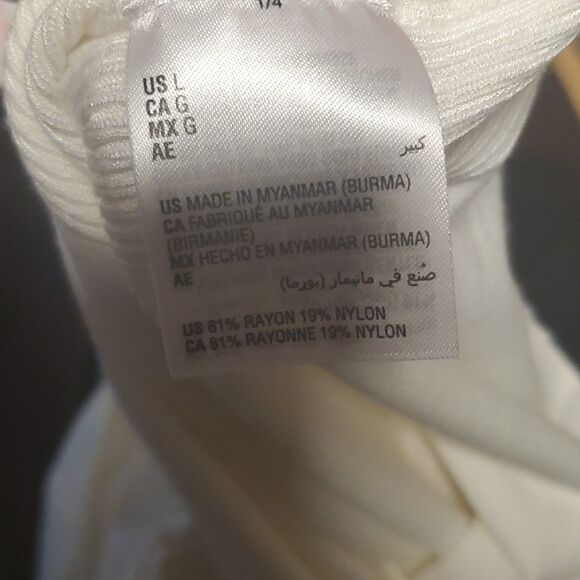 JM collection turtleneck sweater  - Picture 6 of 9